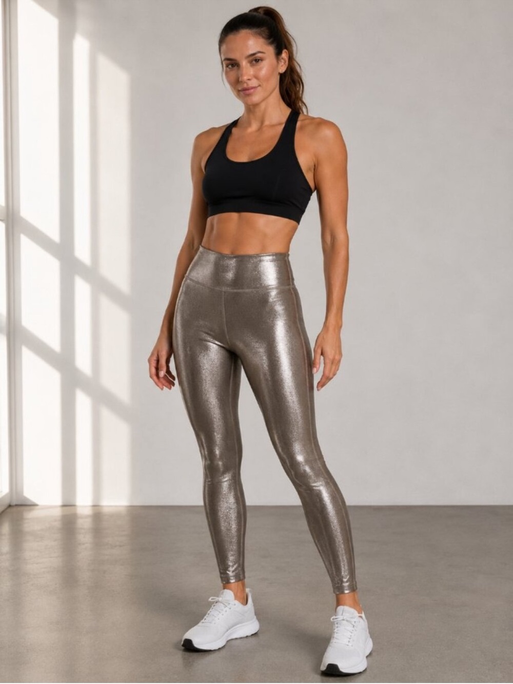 Athleta Elation Shine Tight
Metallic Leggings Shimmer size Medium